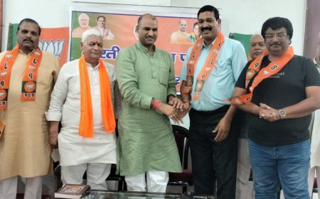 मीडिया के माध्यम से पार्टी की संगठनात्मक संरचना और सुगठित होगी