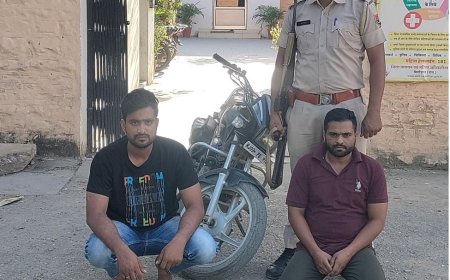 दो आरोपियों से एक पिस्टल, दो जिन्दा कारतूस व एक बाईक जब्त 