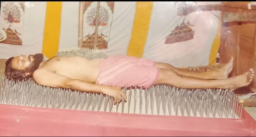 नौ रात्रि में नो दिन लोहे के कीलों पर सो कर अपने शरीर पर ज्वारे उगाएंगे