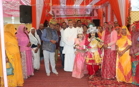 सैकड़ों प्रलोभनों  के बावजूद अकबर की अधीनता के प्रत्येक प्रस्ताव को  ठुकरा दिया