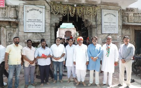 आंजना ने किए मेवाड़ के राजा एकलिंग नाथ के दर्शन, लिया आर्शीवाद