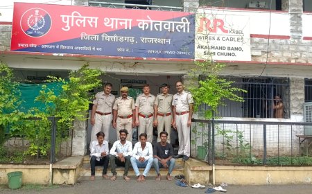 वाहन चोरी की घटना का पर्दाफश, दो खरीददार सहित चार गिरफ्तार