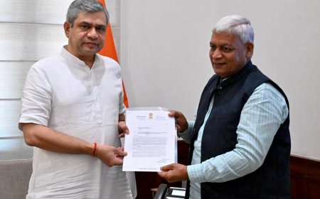 सांसद दामोदर अग्रवाल ने रेल मंत्री से मिलकर नाथद्वारा टोडारायसिंह रेलवे मार्ग अतिशीघ्र प्रारंभ करने की मांग