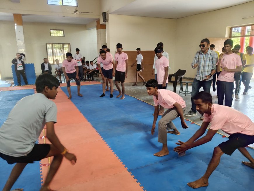 ध्वजारोहण के साथ आरम्भ हुई दृष्टिबाधित विद्यार्थियों की राज्य स्तरीय “कबड्डी” प्रतियोगिता