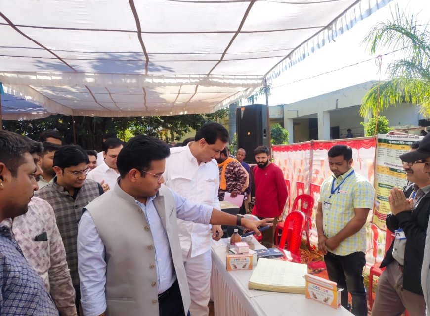 जिला कलक्टर पहुंचे निंबाहेड़ा में उपखंड स्तरीय जनसुनवाई में