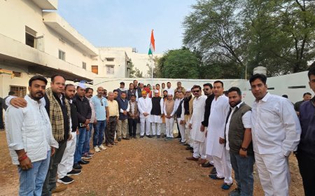 कॉंग्रेस कार्यालय में मनाया गणतंत्र दिवस