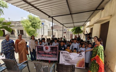 भीलवाड़ा में फ्रूटी वितरण एवं “आर्ट ऑफ गिविंग” विषय पर जागरूकता कार्यक्रम