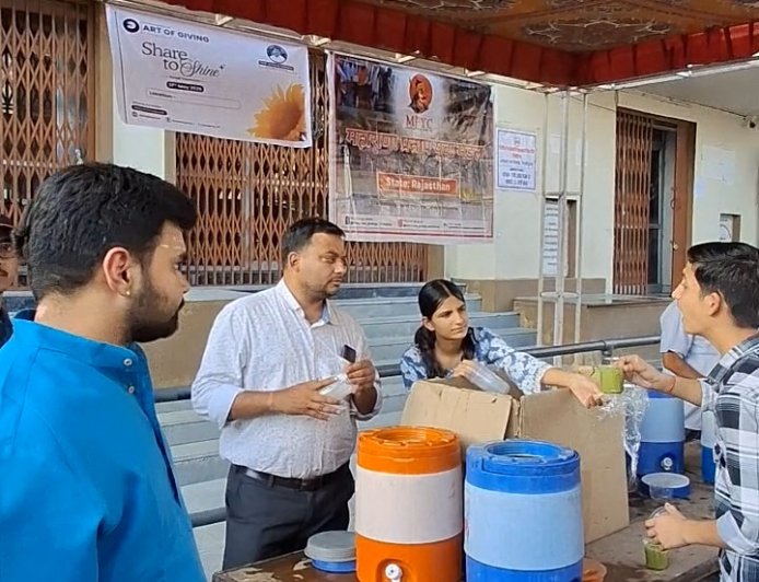 तपती धूप में सेवा, अपनत्व और संवेदनाओं का सुंदर संगम